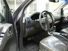 Nissan Pathfinder III Рестайлинг, фото №6
