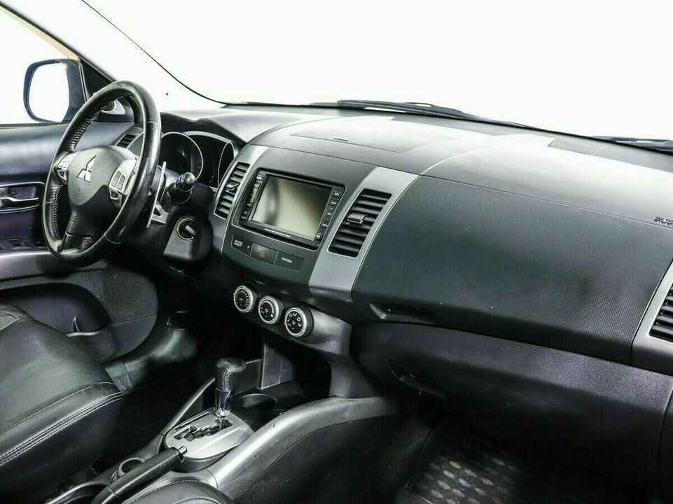 Mitsubishi Outlander II, фото №6