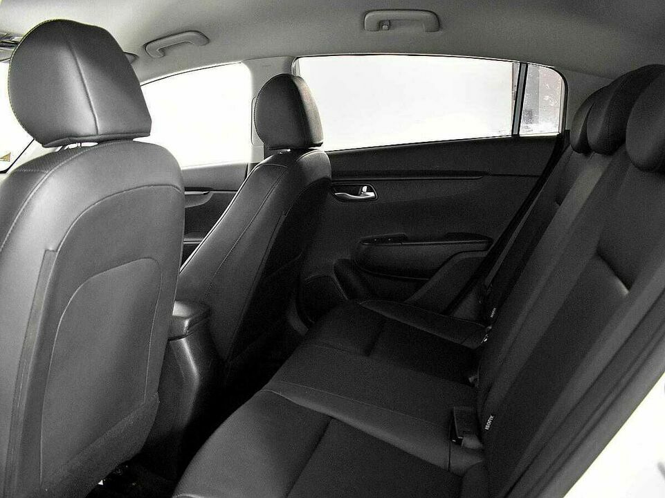 Kia rio x (x-line) акпп 2018 с пробегом 82 990 км, фото №5