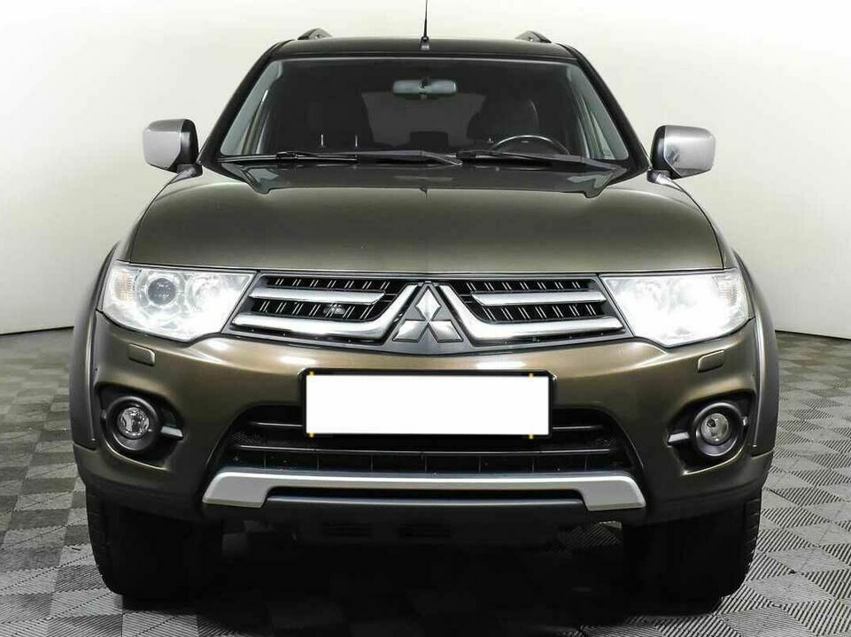 Mitsubishi pajero sport акпп 2014 с пробегом 82 300 км, фото №2
