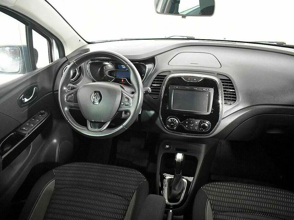 Renault kaptur cvt 2021 с пробегом 28 970 км, фото №3