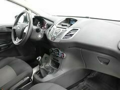 Ford Fiesta Mk6 Рестайлинг, фото №5