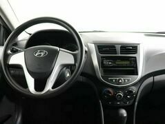 Hyundai Solaris 1.4 Автомат, фото №8