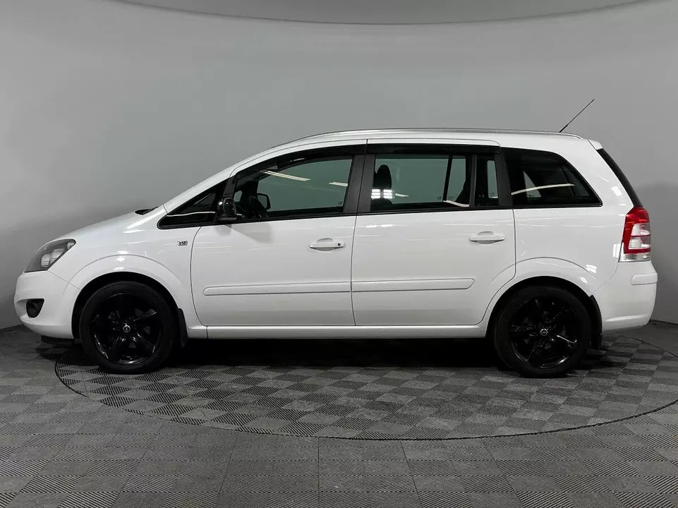 Opel Zafira, фото №8