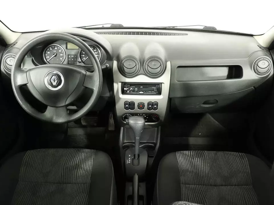 Renault Logan, фото №8