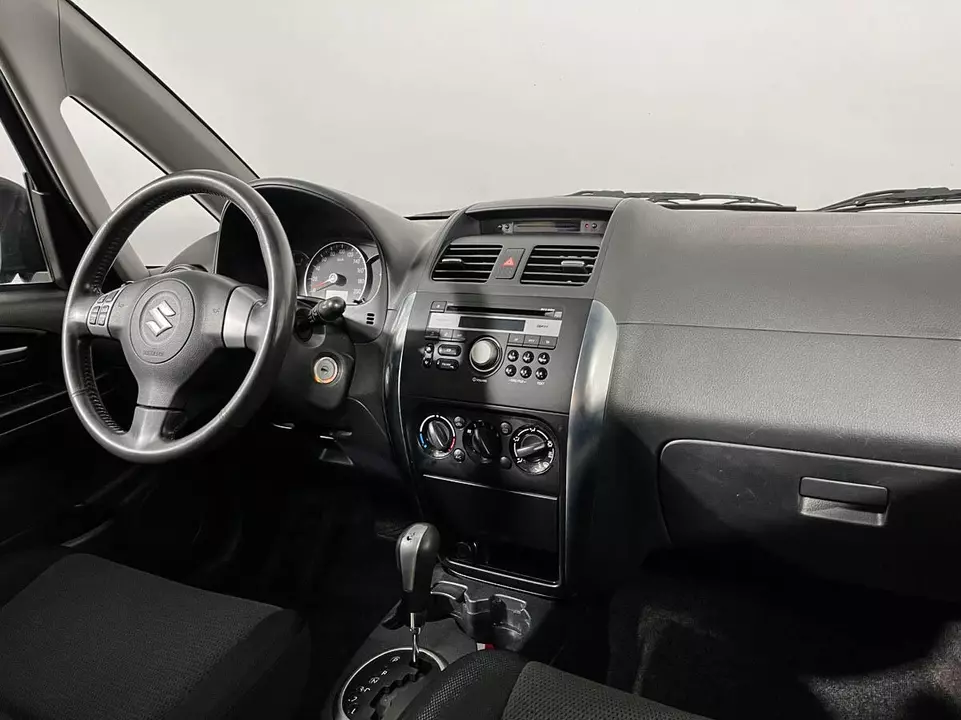 Suzuki SX4, фото №9