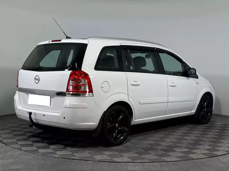 Opel Zafira, фото №5