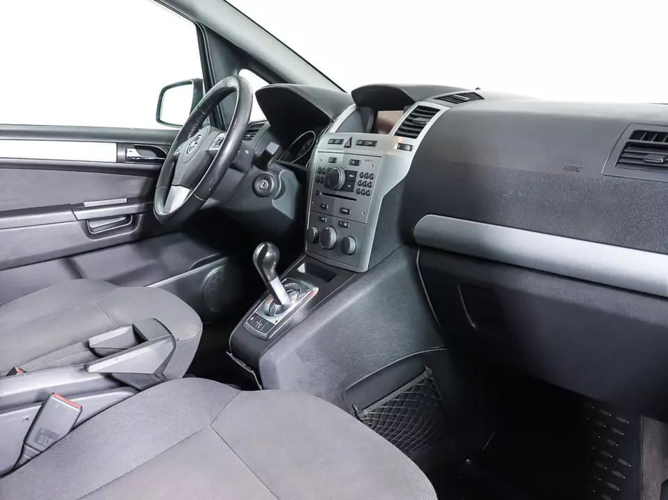 Opel Zafira, фото №11