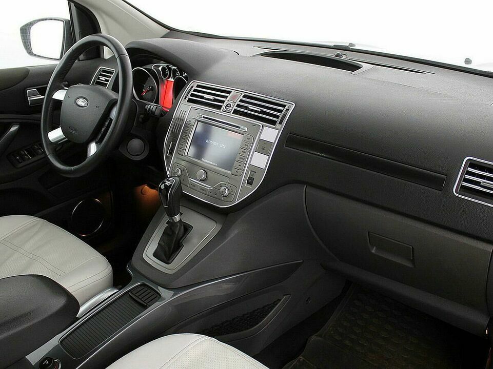 Ford Kuga, фото №10