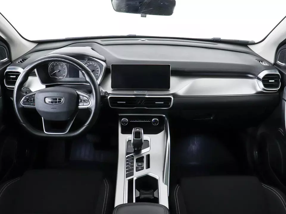 Geely Coolray, фото №11