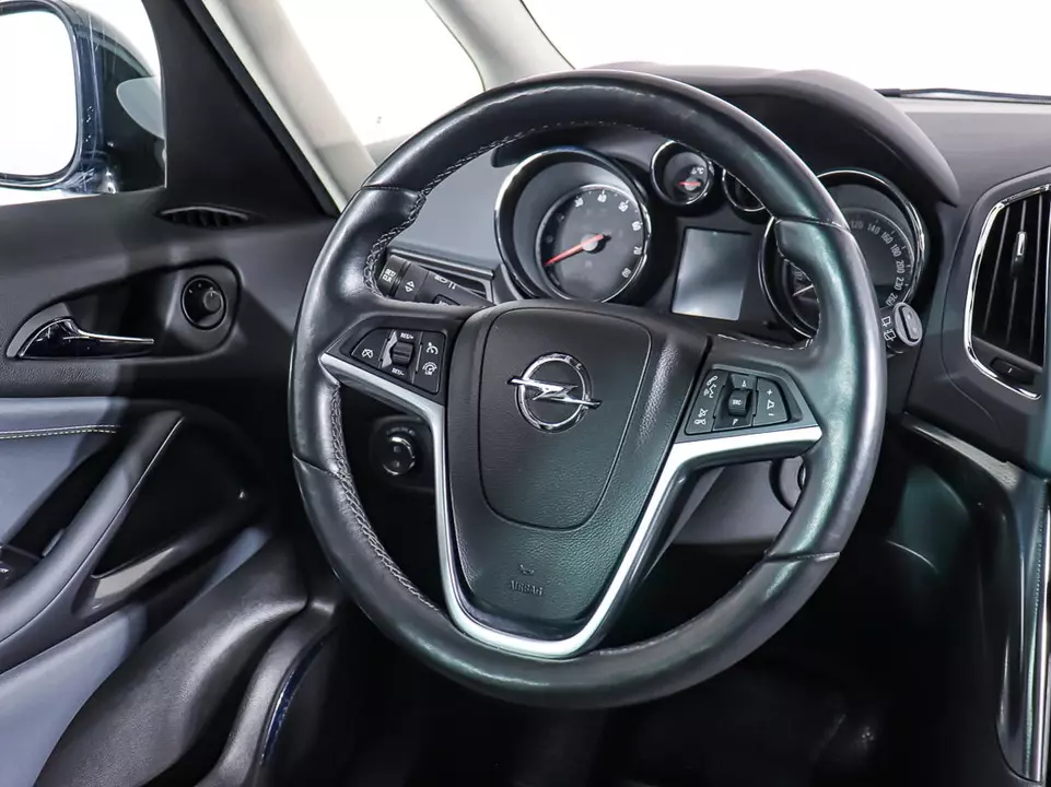 Opel Zafira, фото №19