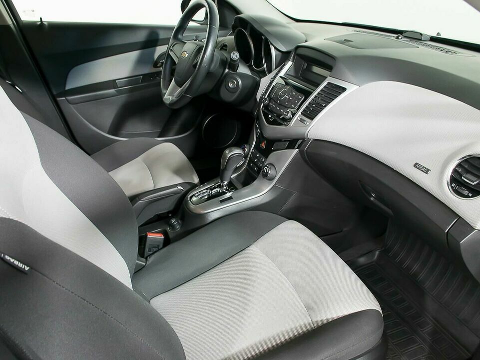 Chevrolet Cruze, фото №12