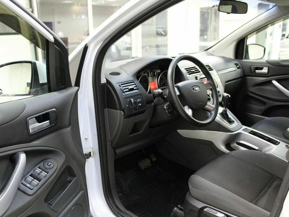 Ford Kuga, фото №6