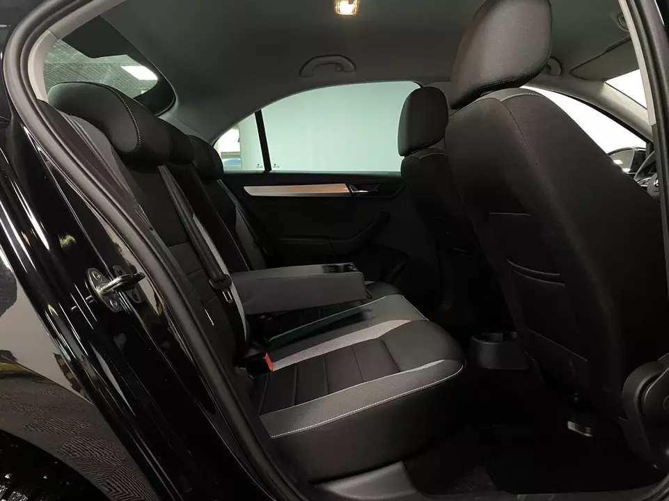 Skoda Rapid, фото №13