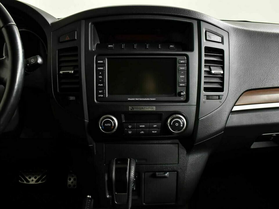 Mitsubishi Pajero IV, фото №9