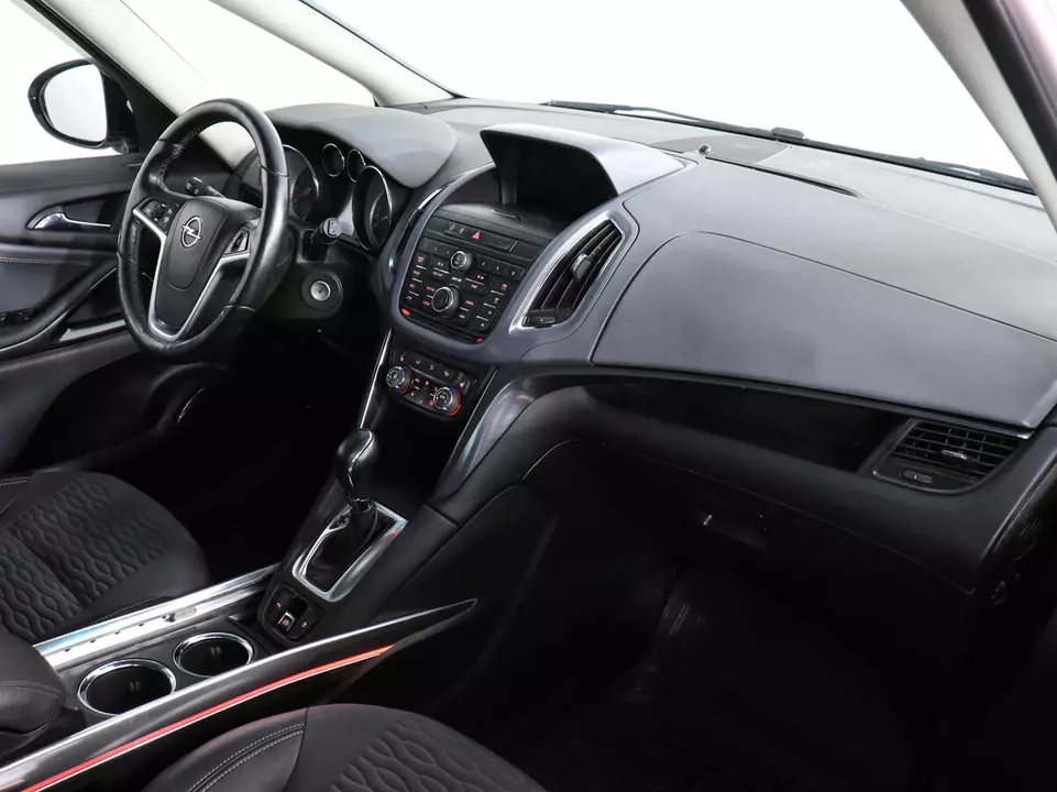 Opel Zafira, фото №10