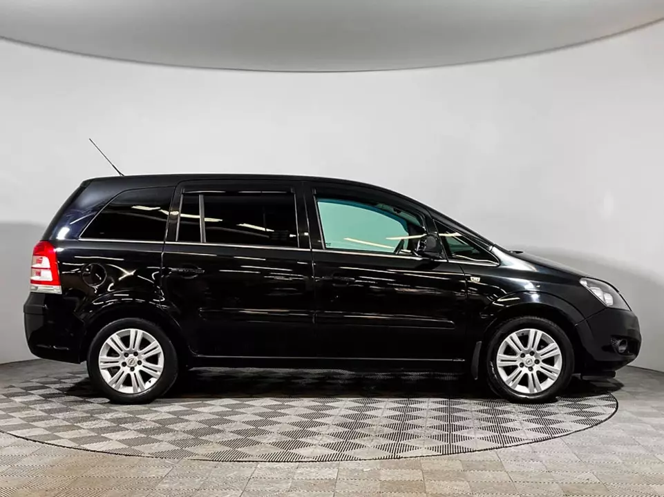 Opel Zafira, фото №4