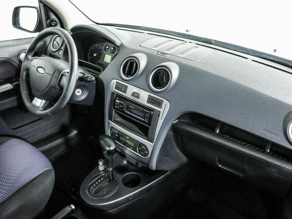 Ford Fusion I Рестайлинг, фото №8