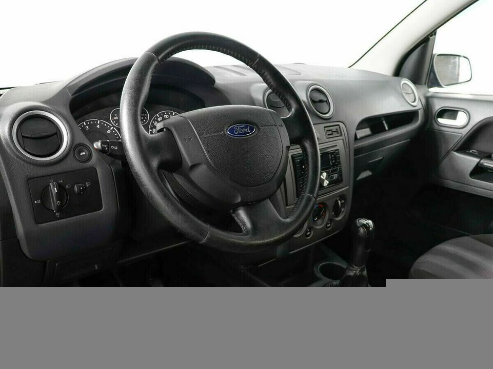 Ford Fusion I Рестайлинг, фото №8