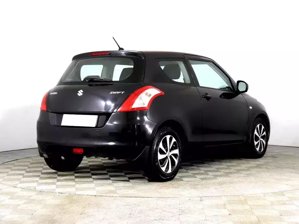 Suzuki Swift, фото №5