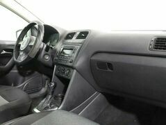 Volkswagen Polo 1.6 Автомат, фото №9