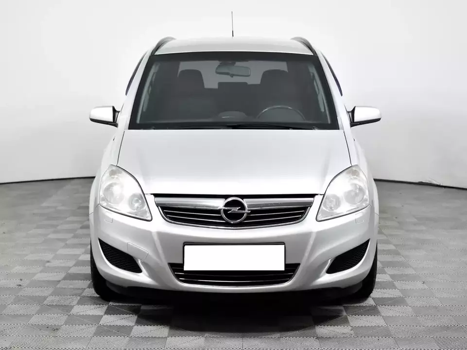 Opel Zafira, фото №2