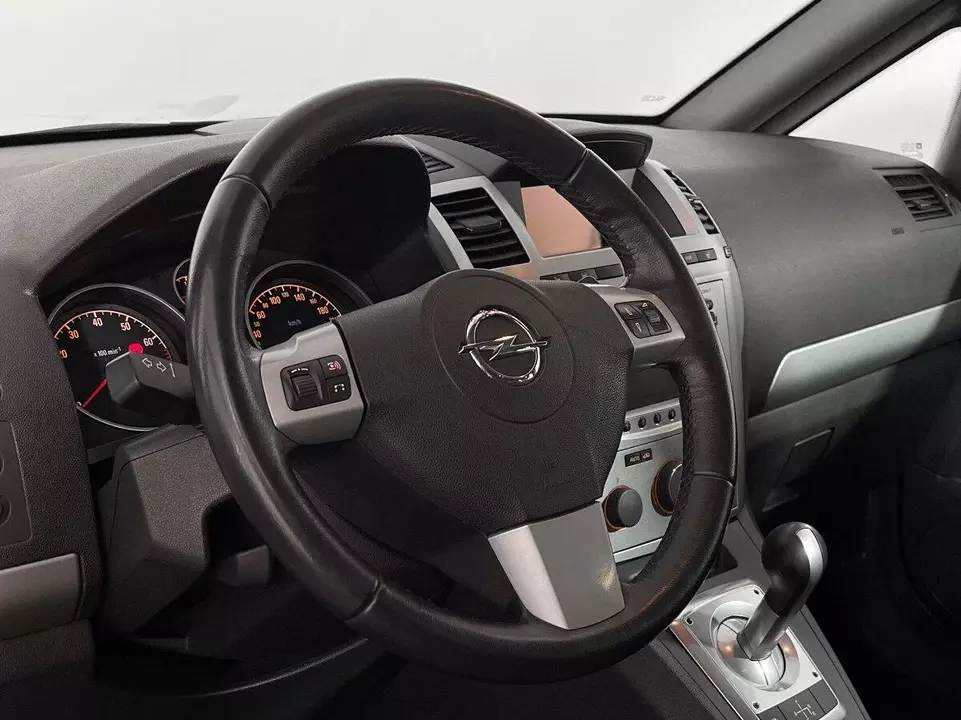 Opel Zafira, фото №14