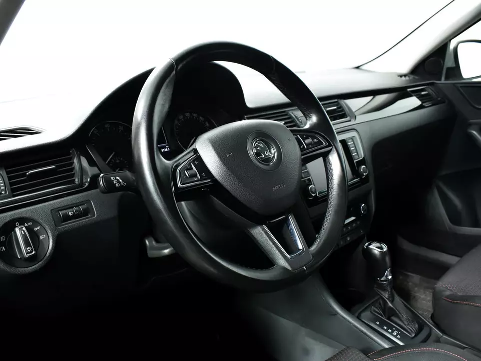 Skoda Rapid, фото №13