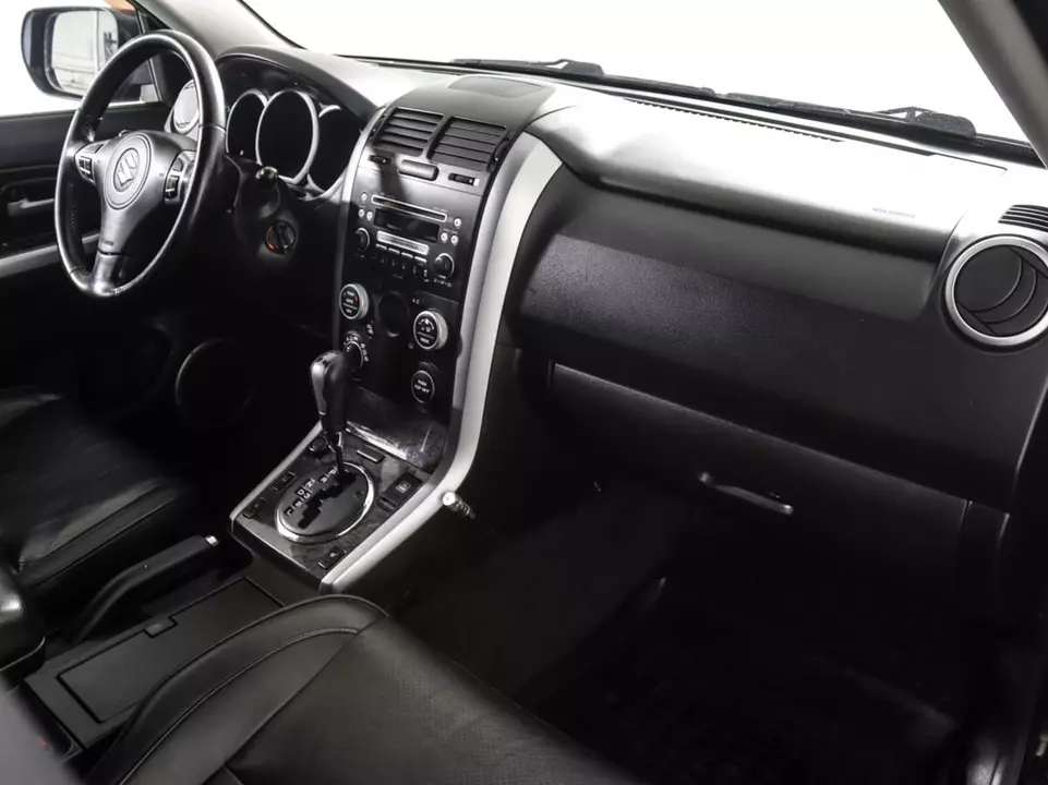 Suzuki Grand Vitara, фото №9