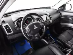 Mitsubishi Outlander, фото №9