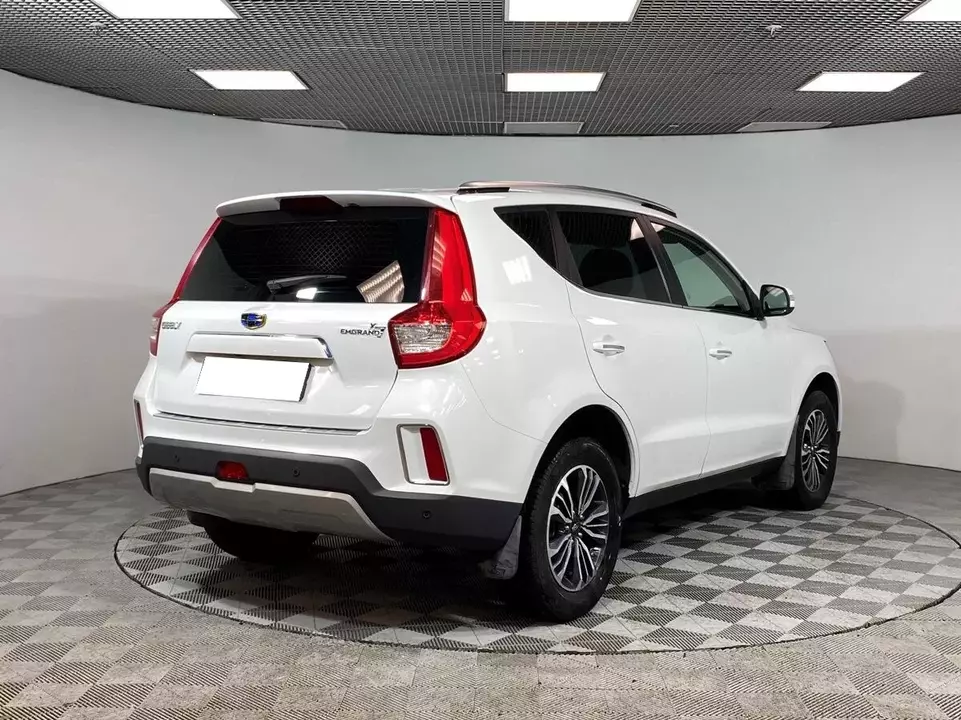 Geely Emgrand X7, фото №5