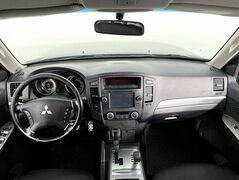 Mitsubishi Pajero IV Рестайлинг 1, фото №5