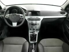Opel Astra H Рестайлинг, фото №7