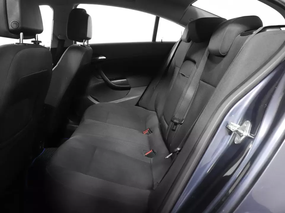 Opel Insignia, фото №10