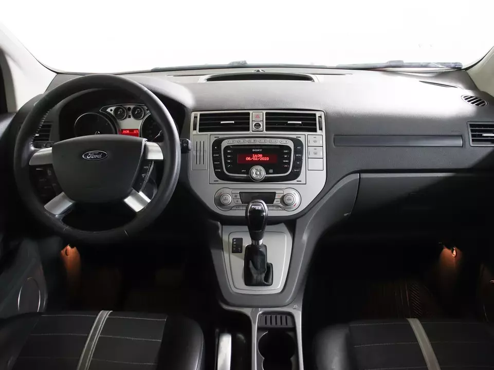 Ford Kuga, фото №12