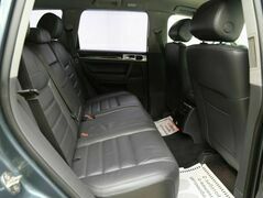 Volkswagen Touareg I Рестайлинг, фото №6