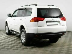 Mitsubishi Pajero Sport 3.0 Автомат, фото №3