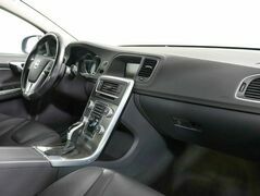 Volvo S60 II Рестайлинг, фото №7