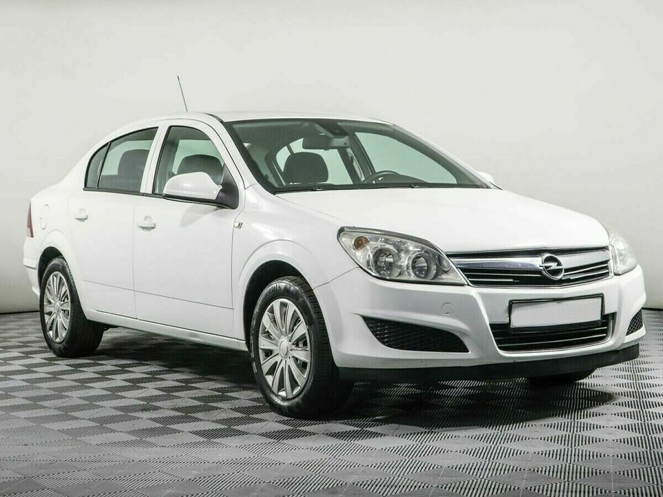 Opel Astra H Рестайлинг, фото №2