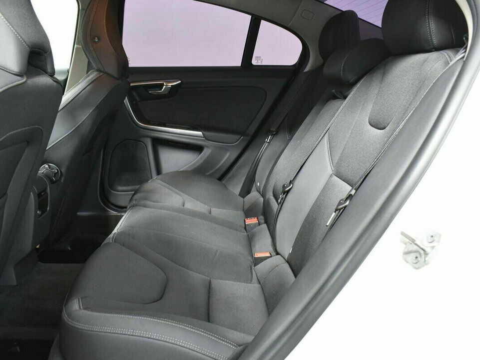 Volvo S60 II Рестайлинг, фото №6