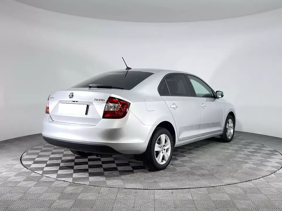 Skoda Rapid, фото №5