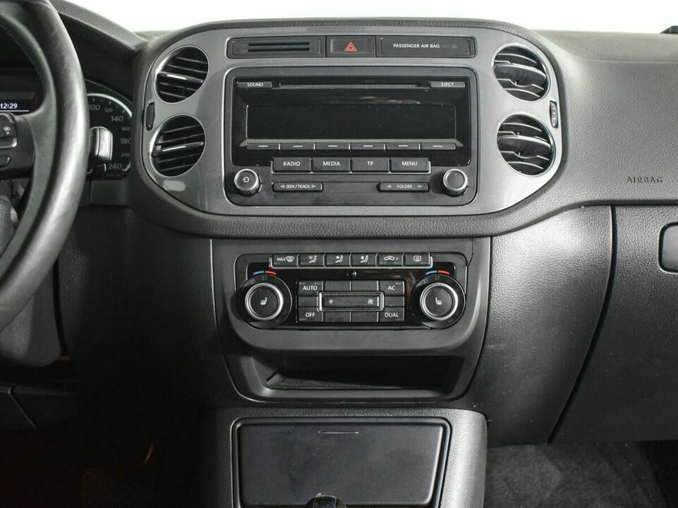 Volkswagen Tiguan, фото №8