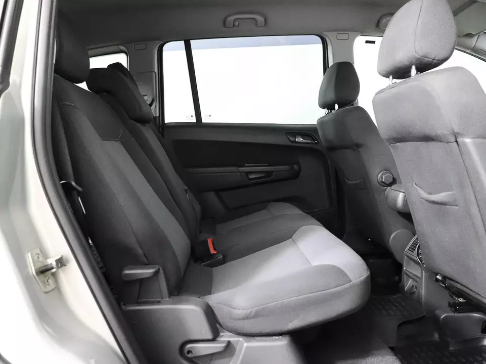 Opel Zafira, фото №10