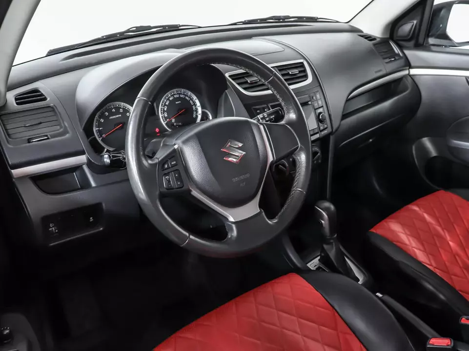 Suzuki Swift, фото №9