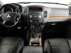 Mitsubishi Pajero IV, фото №9