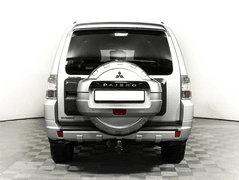 Mitsubishi Pajero IV, фото №6