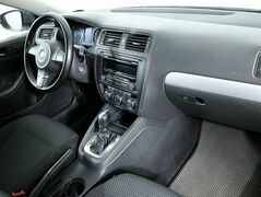 Volkswagen Jetta VI, фото №5
