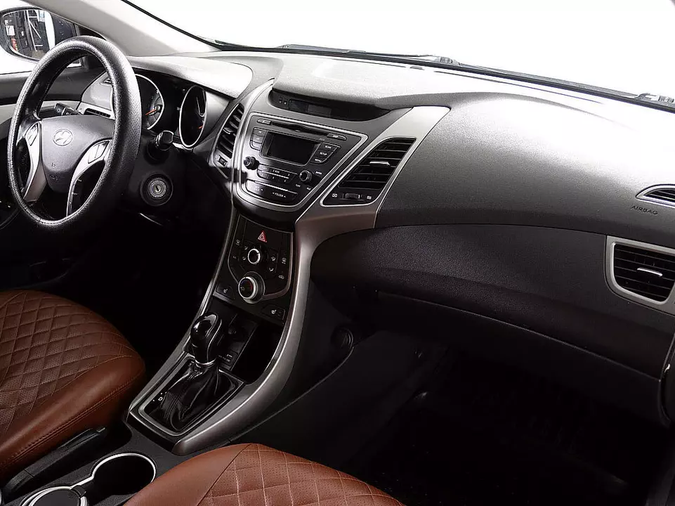 Hyundai Elantra, фото №10