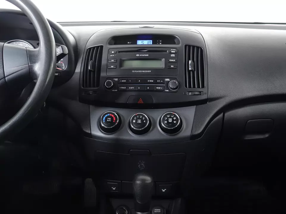 Hyundai Elantra, фото №12