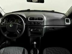Skoda Fabia 1.6 Автомат, фото №5